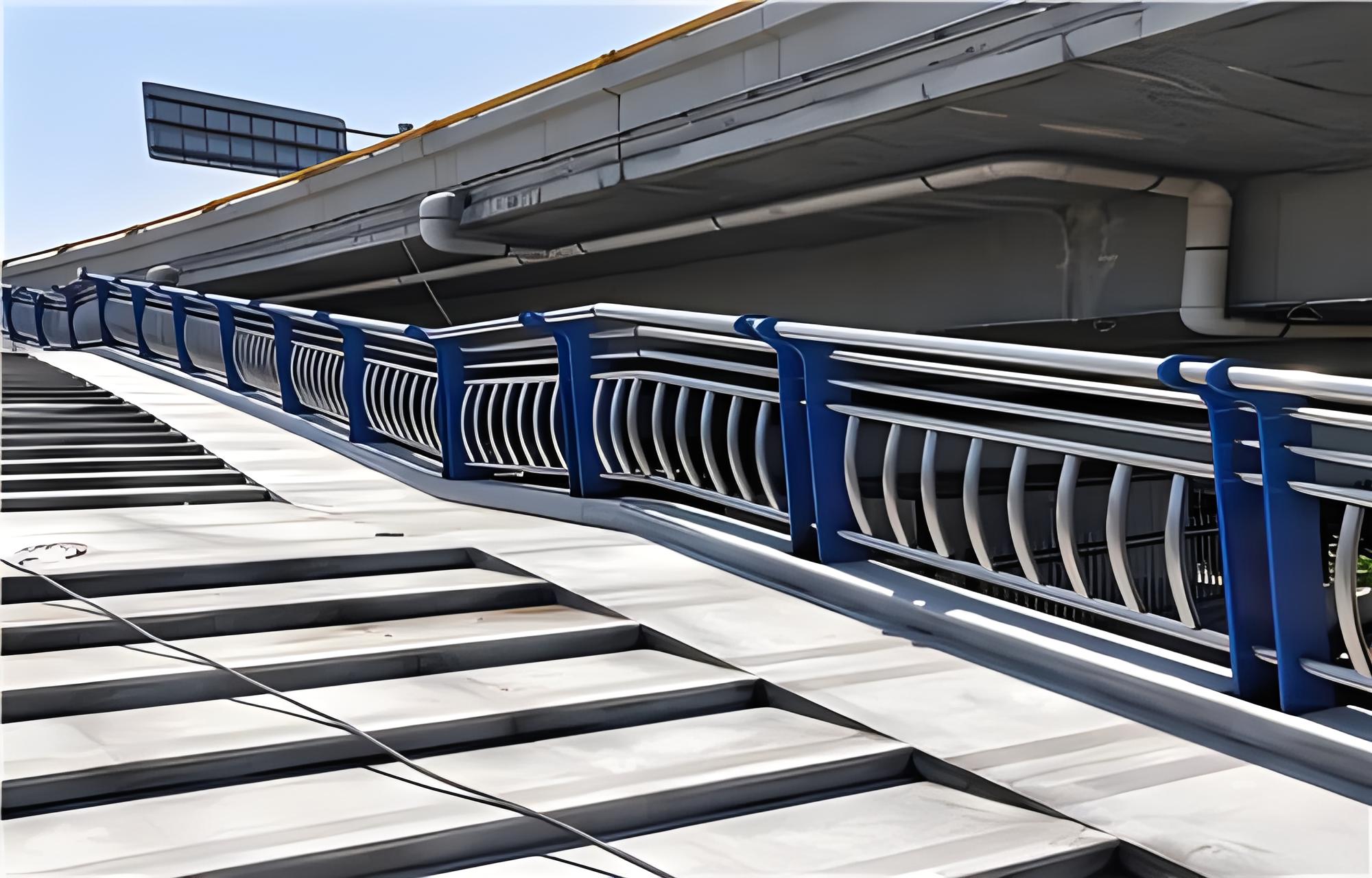 日喀则不锈钢桥梁护栏维护方案：确保安全，延长使用寿命