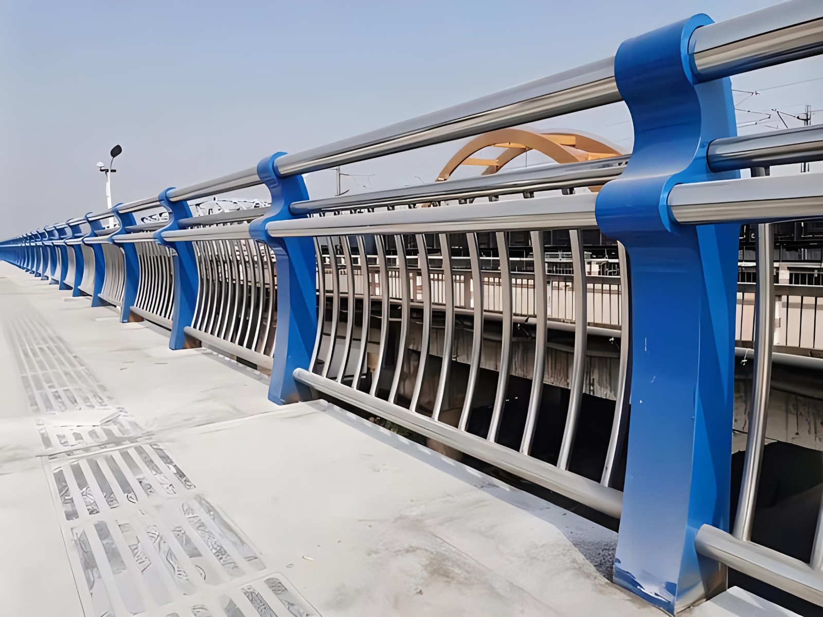 日喀则不锈钢复合管护栏制造工艺要求及其重要性