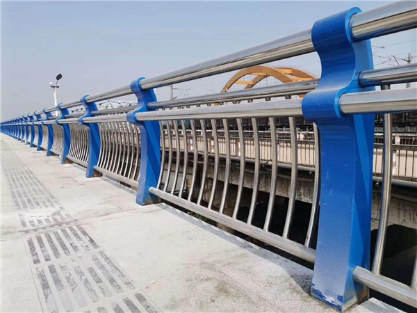 日喀则304不锈钢复合管护栏的生产工艺揭秘
